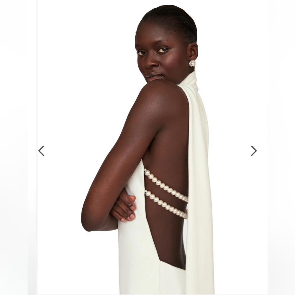 KHANUMS Kara Dress White Pearls